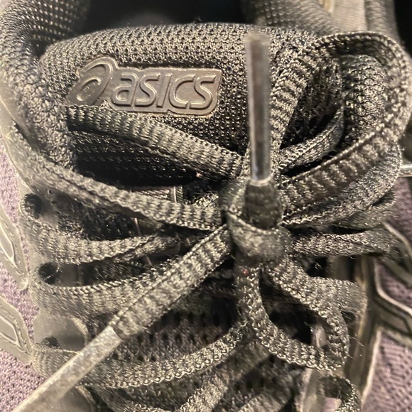 ASICS woman’s snickers size 6 - Picture 6 of 7